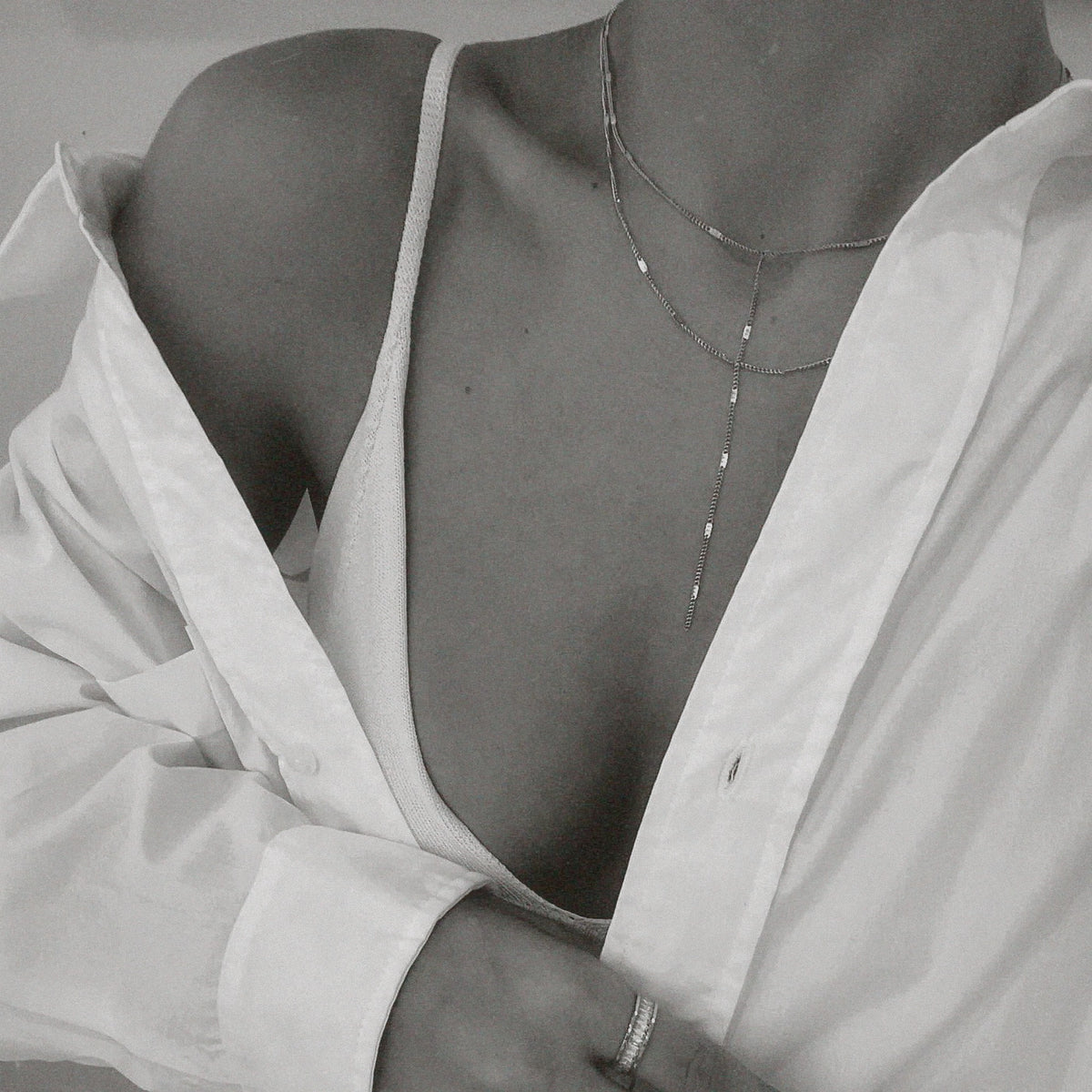 CAMILLA DAINTY LARIAT CHAIN NECKLACE