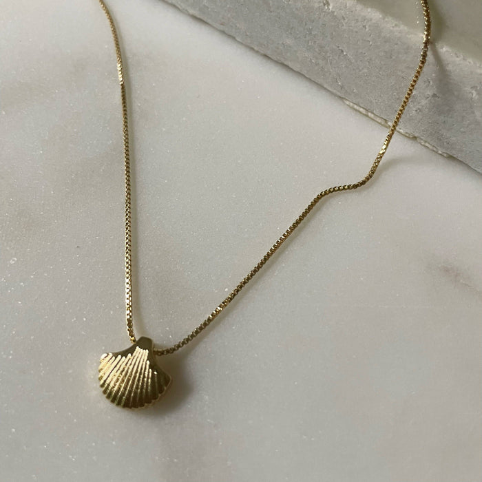 TIDE IS HIGH NECKLACE