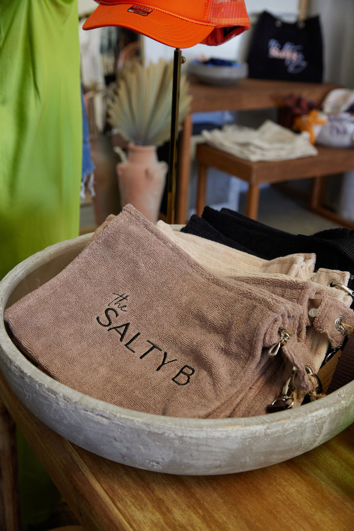SALTY B POUCH