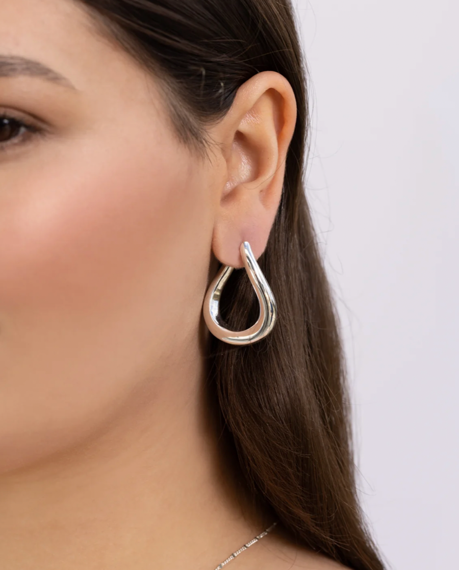 DIANA HOOPS | SILVER