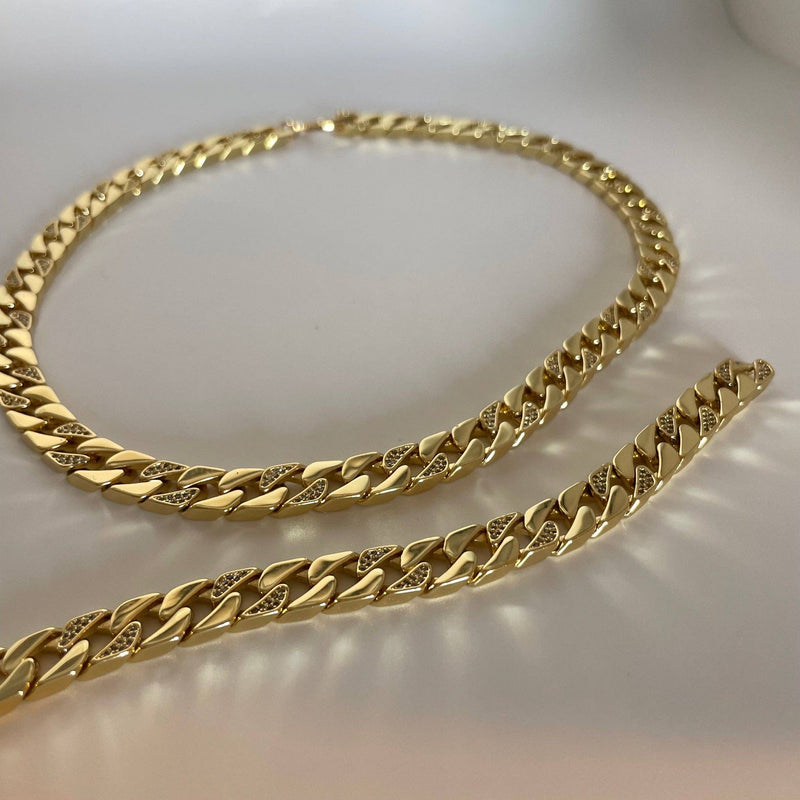 PILLOWTALK CHAIN